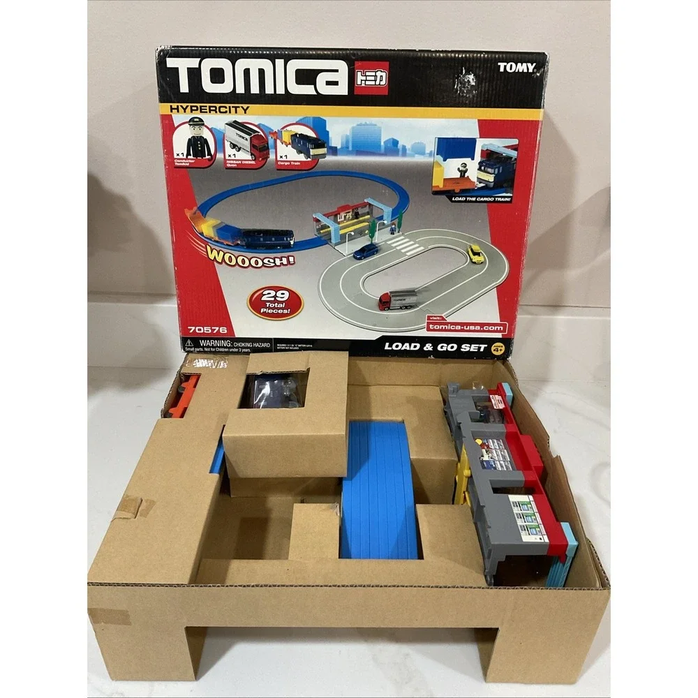 NIB Tomica Hypercity Tomy Load & Go Play Set Train 70576 Conductor New